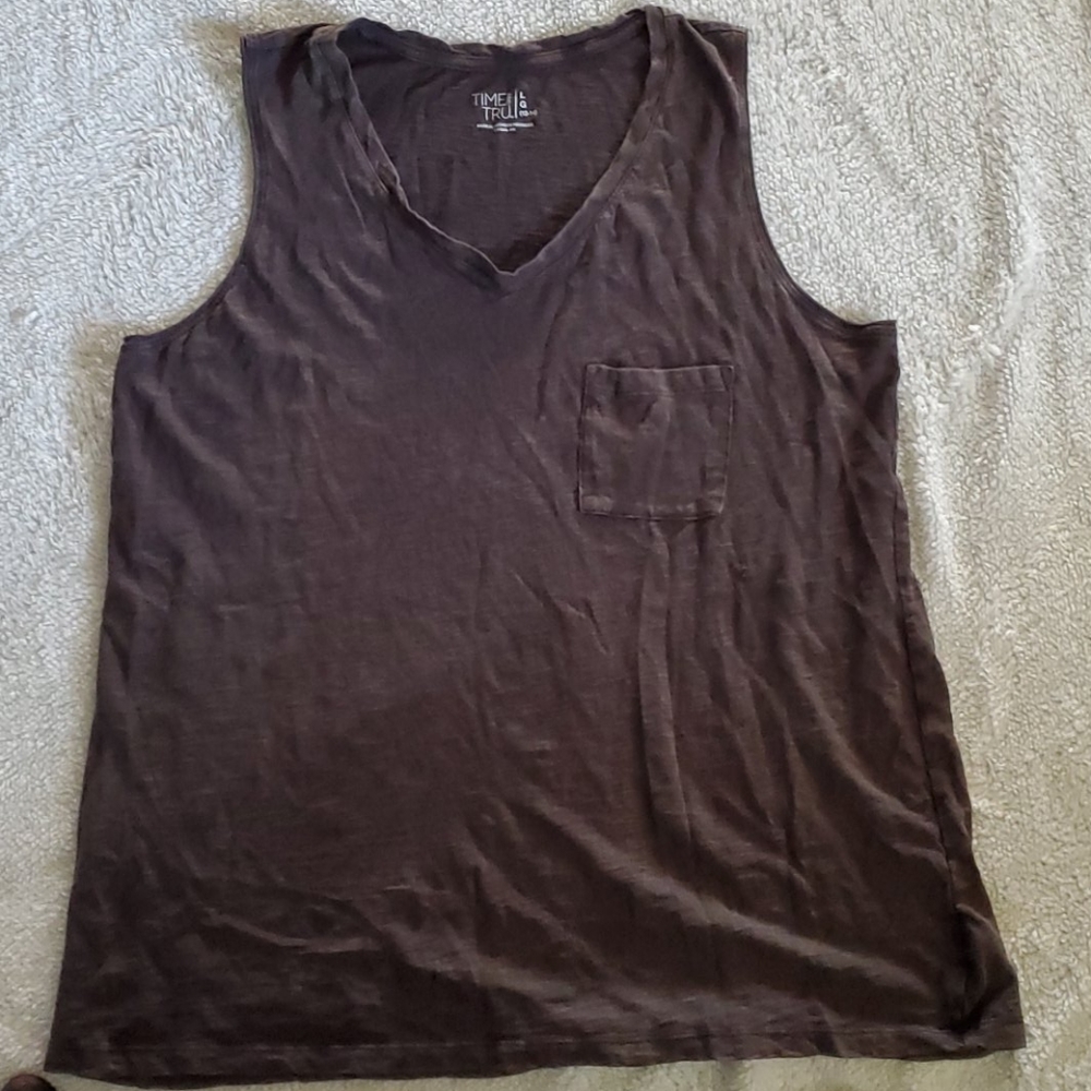 Womens sleeveless top